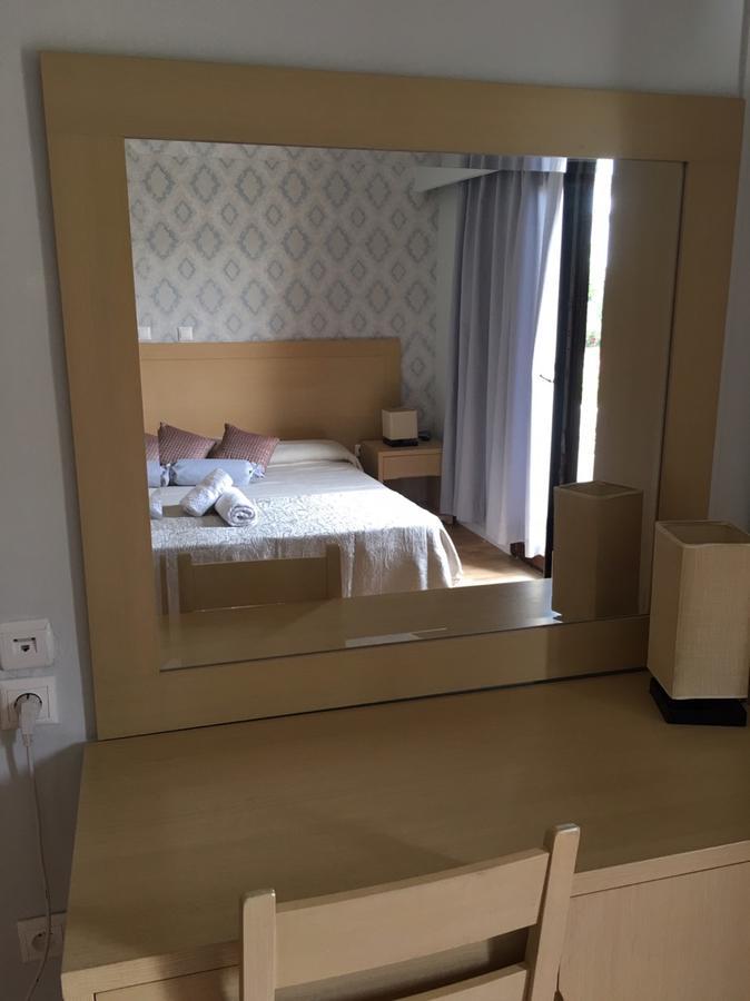 Aphrodite Hotel Syros Kini Exteriör bild